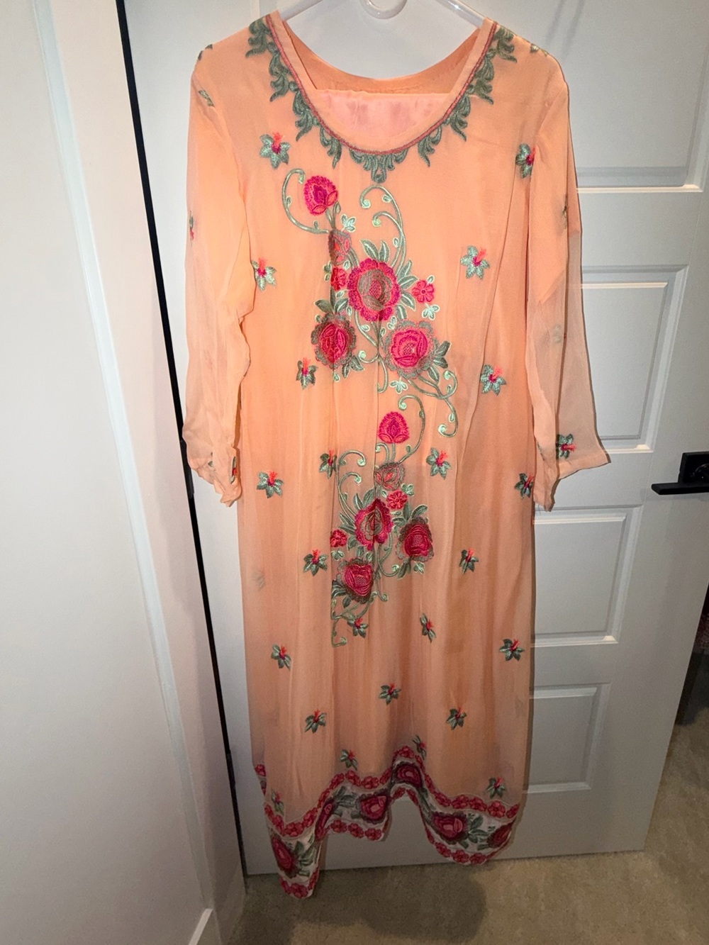 Brand New Pakistani Shalwar Kameez